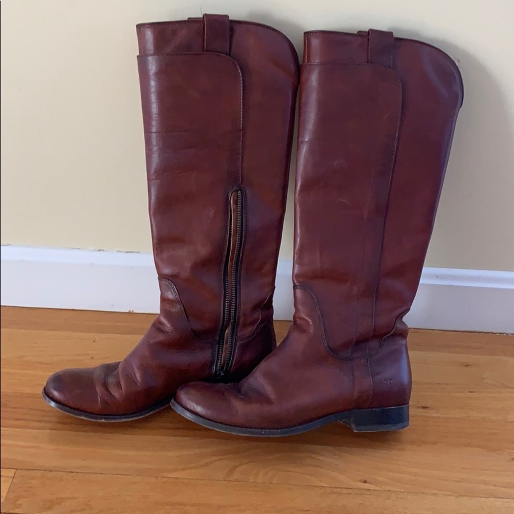 Frye pull on boot